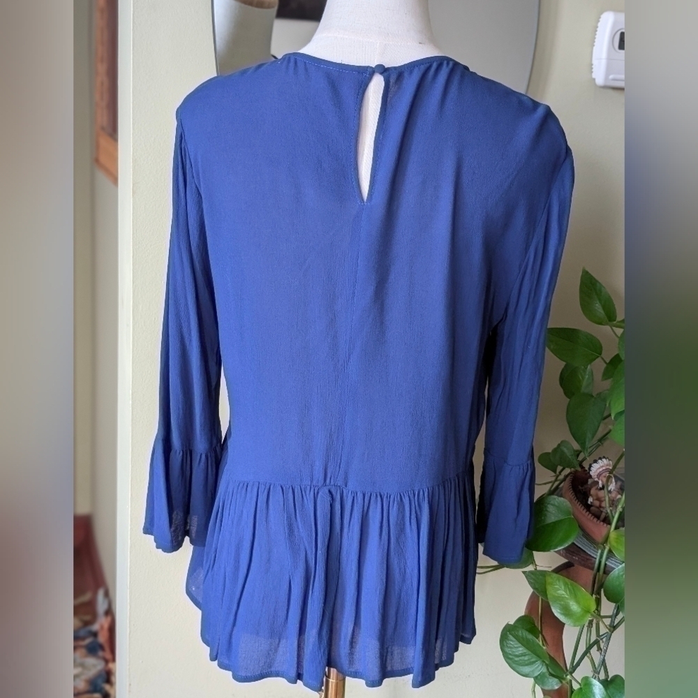 Alya Women's Size Small Blue Embroidered Florals Bell Hem Pullover Blouse - Picture 5 of 10